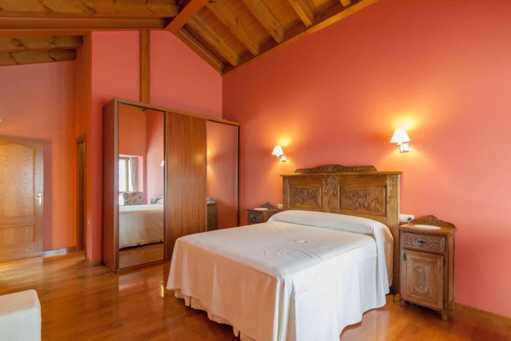 Villa La Casona De La Bisa Colombres Exterior foto